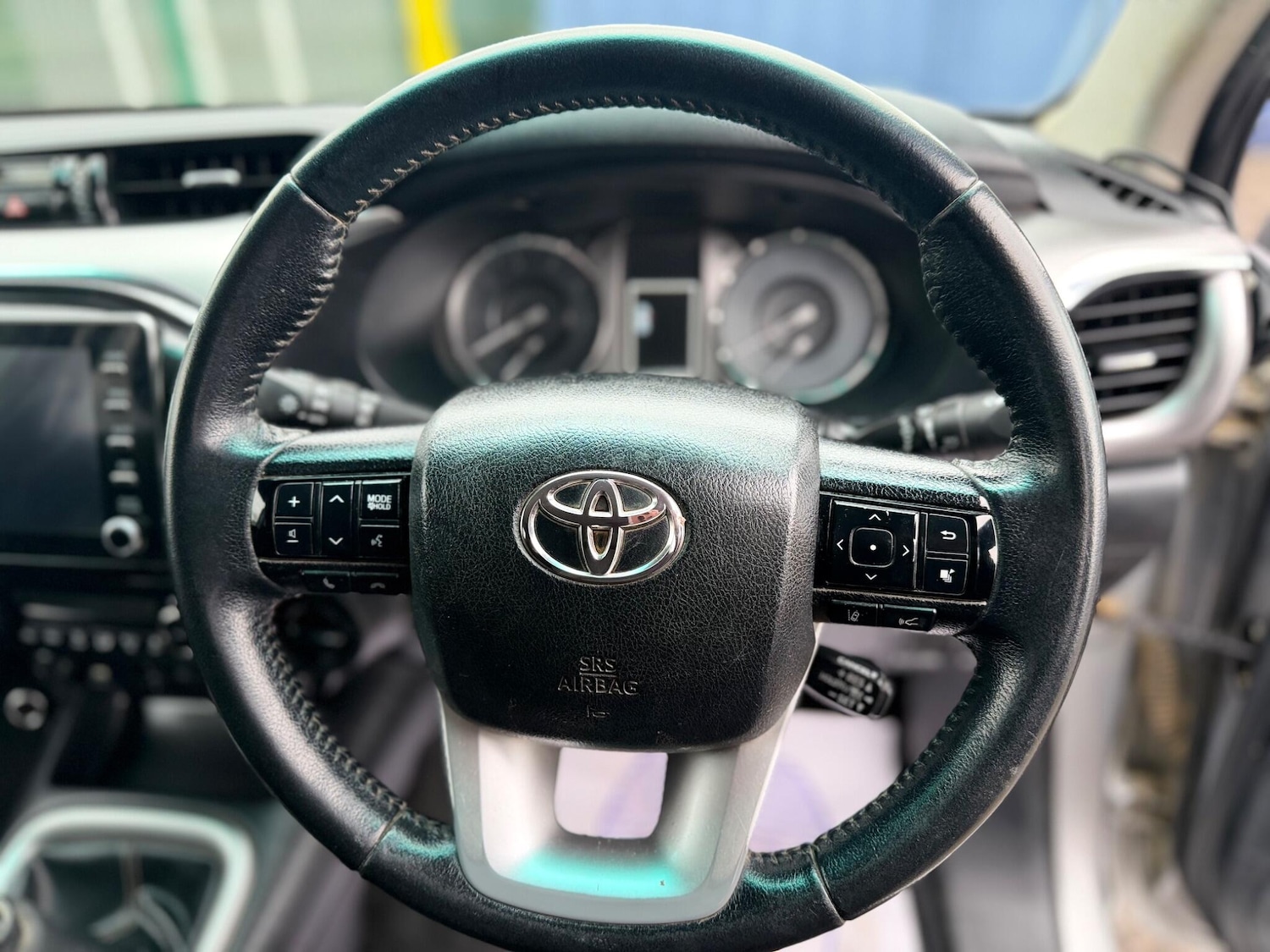 Used Toyota Hilux 2021 for sale - 77331844: Photo 46