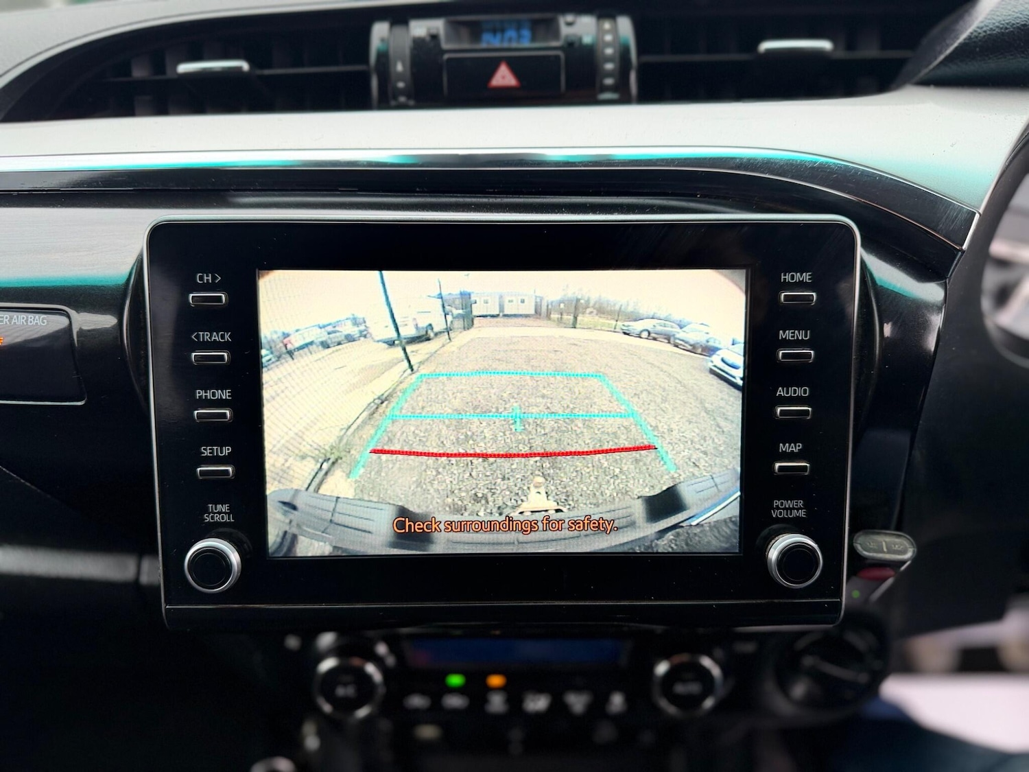 Used Toyota Hilux 2021 for sale - 77331844: Photo 51