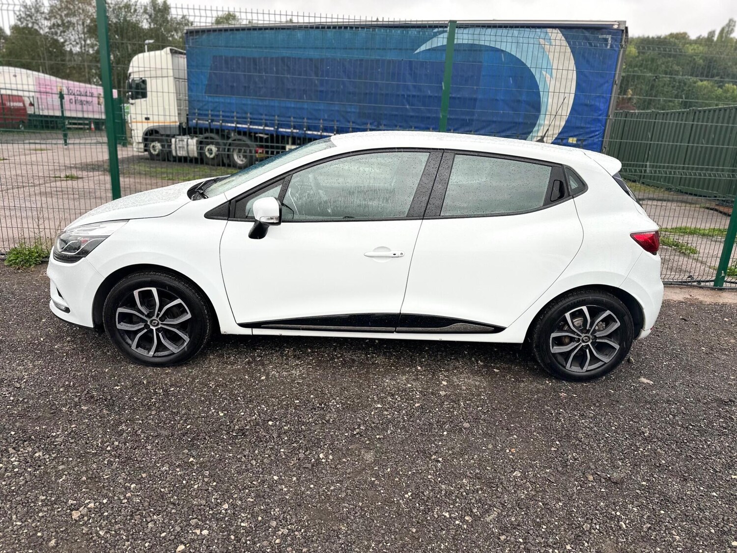 Used Renault Clio 2019 for sale - 76158720: Photo 21
