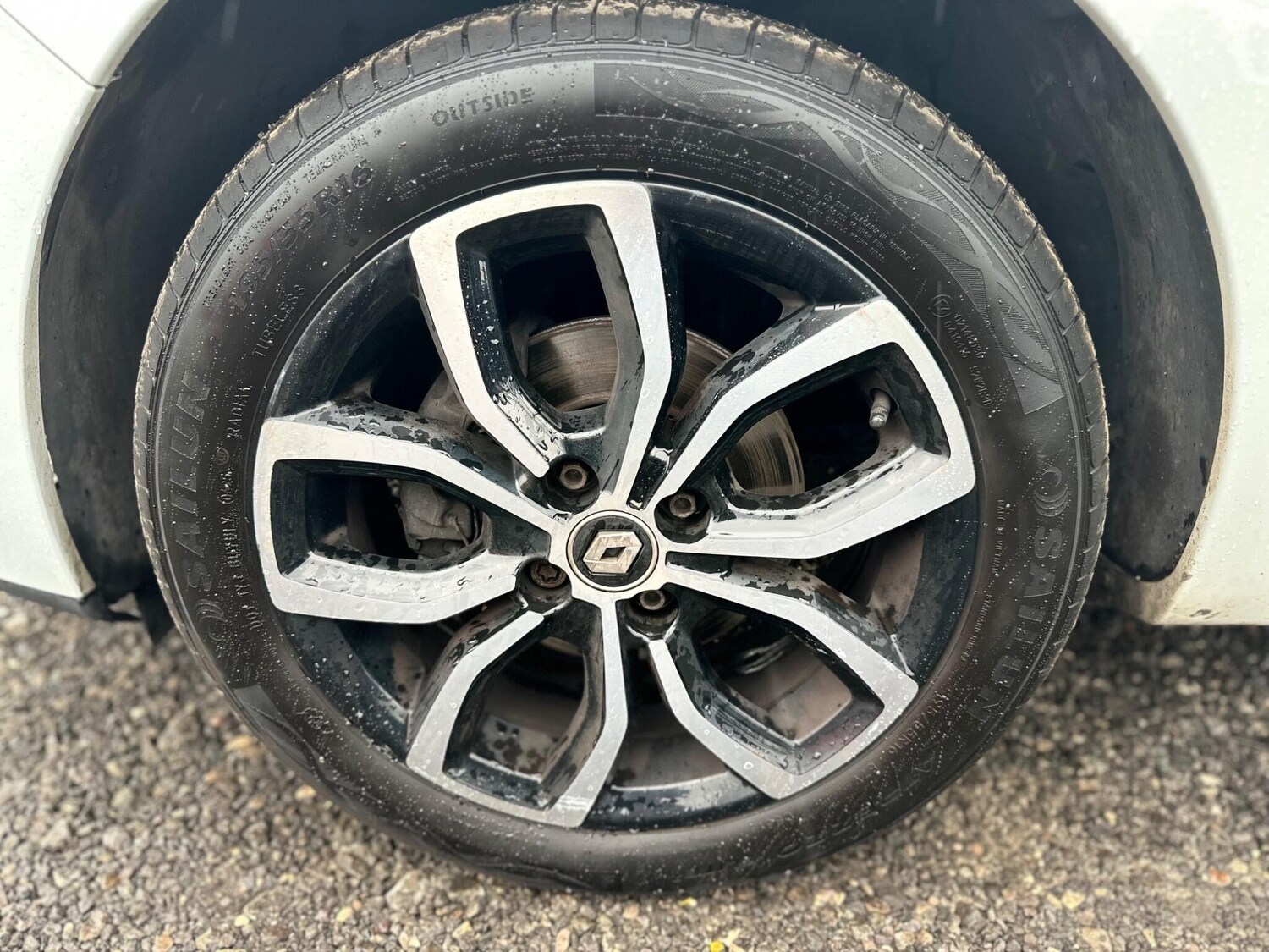 Used Renault Clio 2019 for sale - 76158720: Photo 32