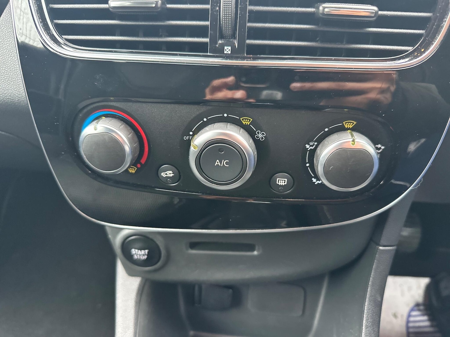 Used Renault Clio 2019 for sale - 76158720: Photo 47