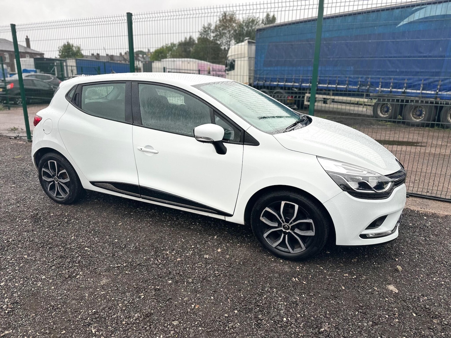 Used Renault Clio 2019 for sale - 76158720: Photo 5