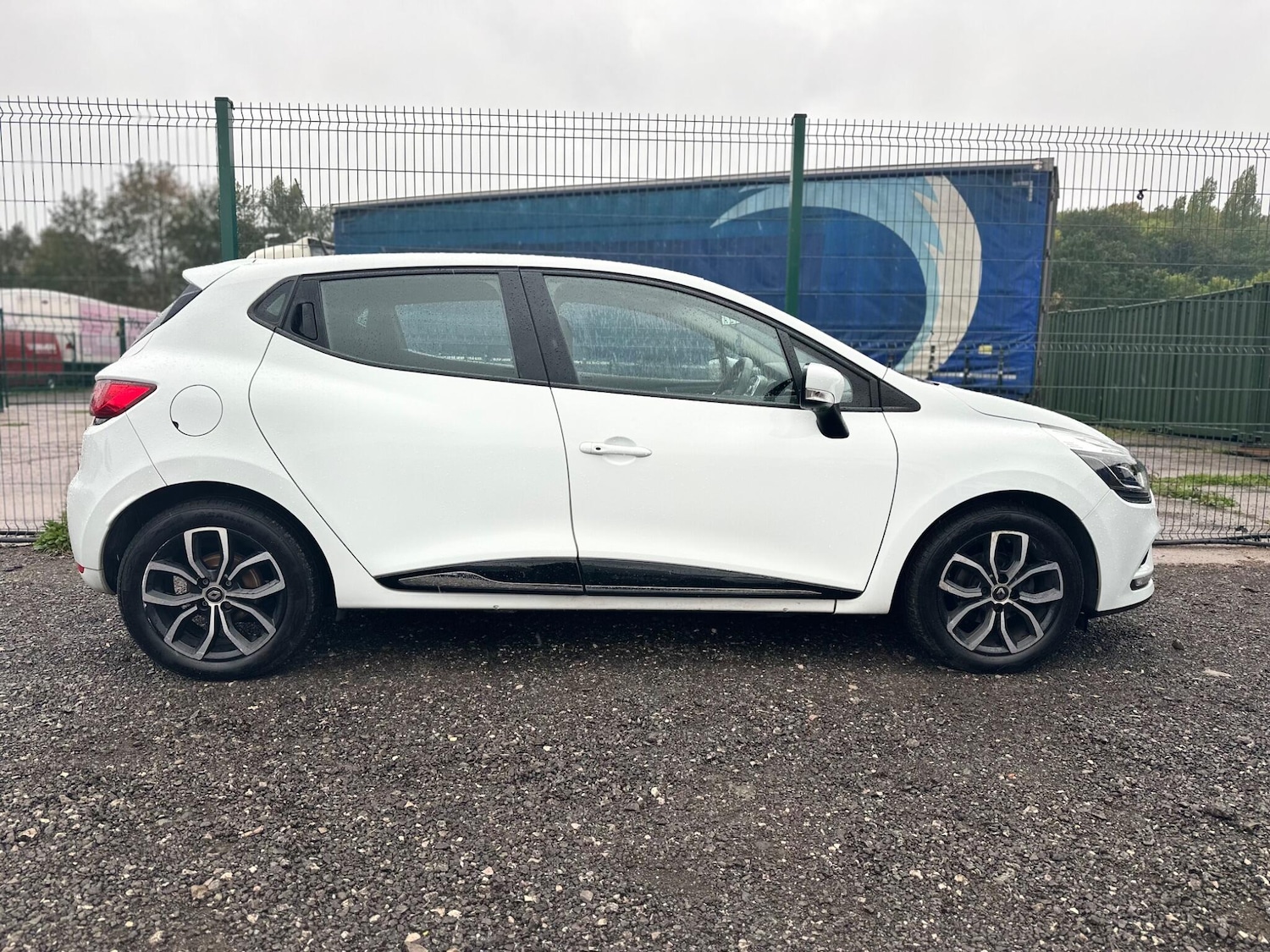 Used Renault Clio 2019 for sale - 76158720: Photo 8