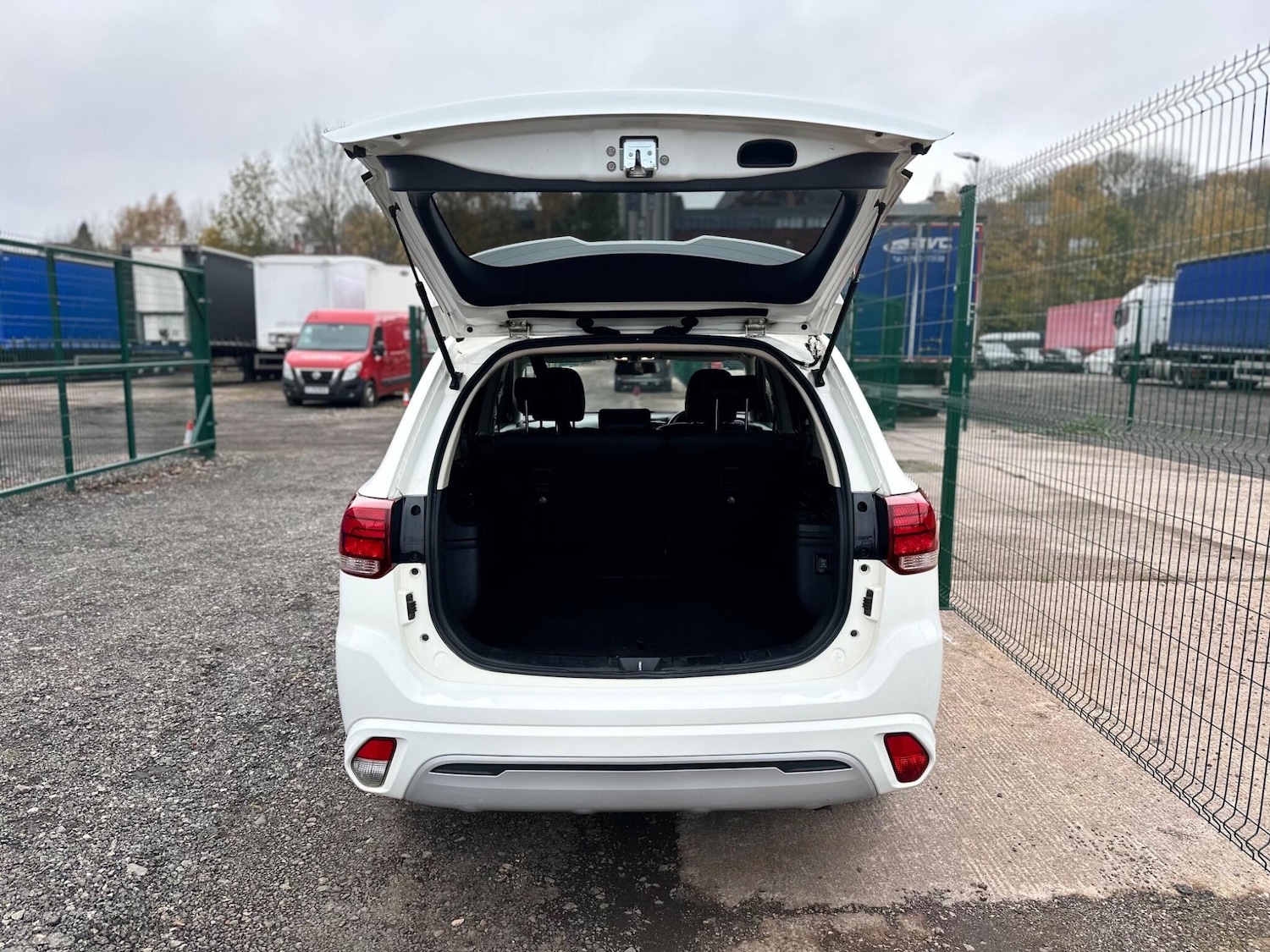 Used Mitsubishi Outlander 2019 for sale - 76512728: Photo 17