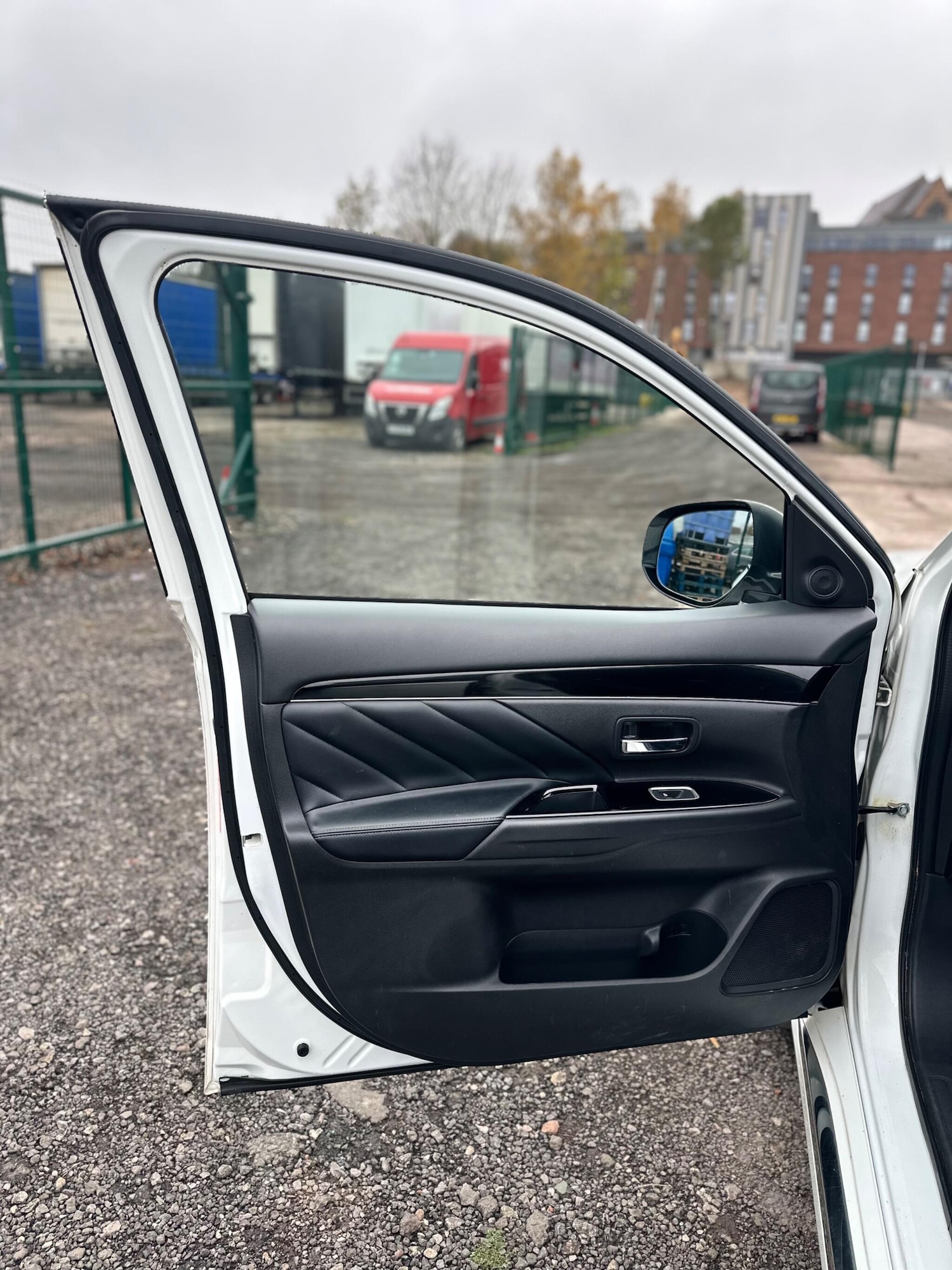 Used Mitsubishi Outlander 2019 for sale - 76512728: Photo 34