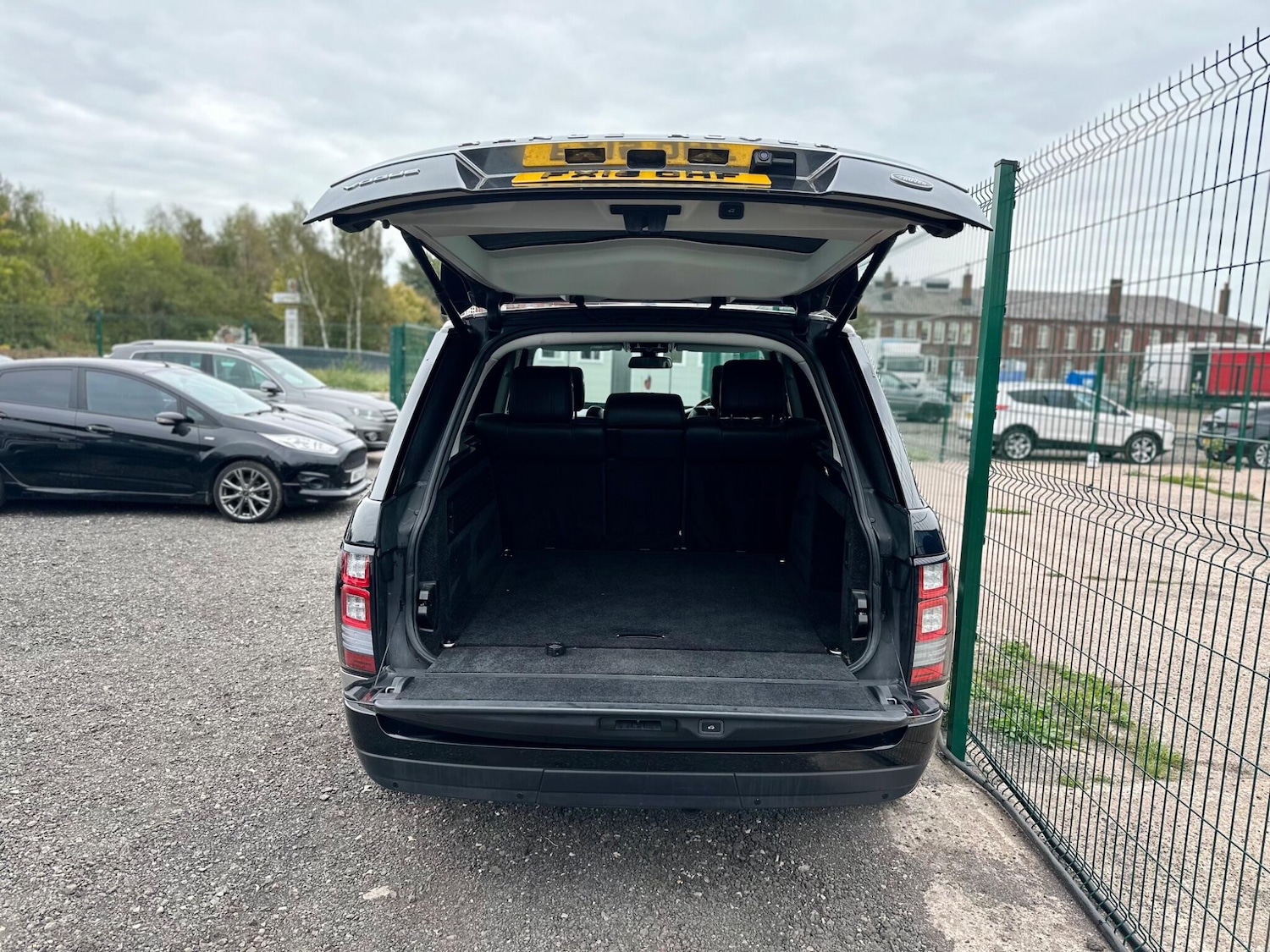 Used Land Rover Range Rover 2015 for sale - 76786882: Photo 16