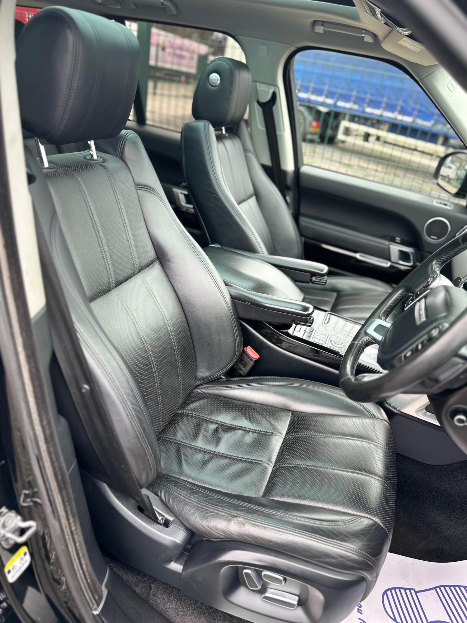 Used Land Rover Range Rover 2015 for sale - 76786882: Photo 45