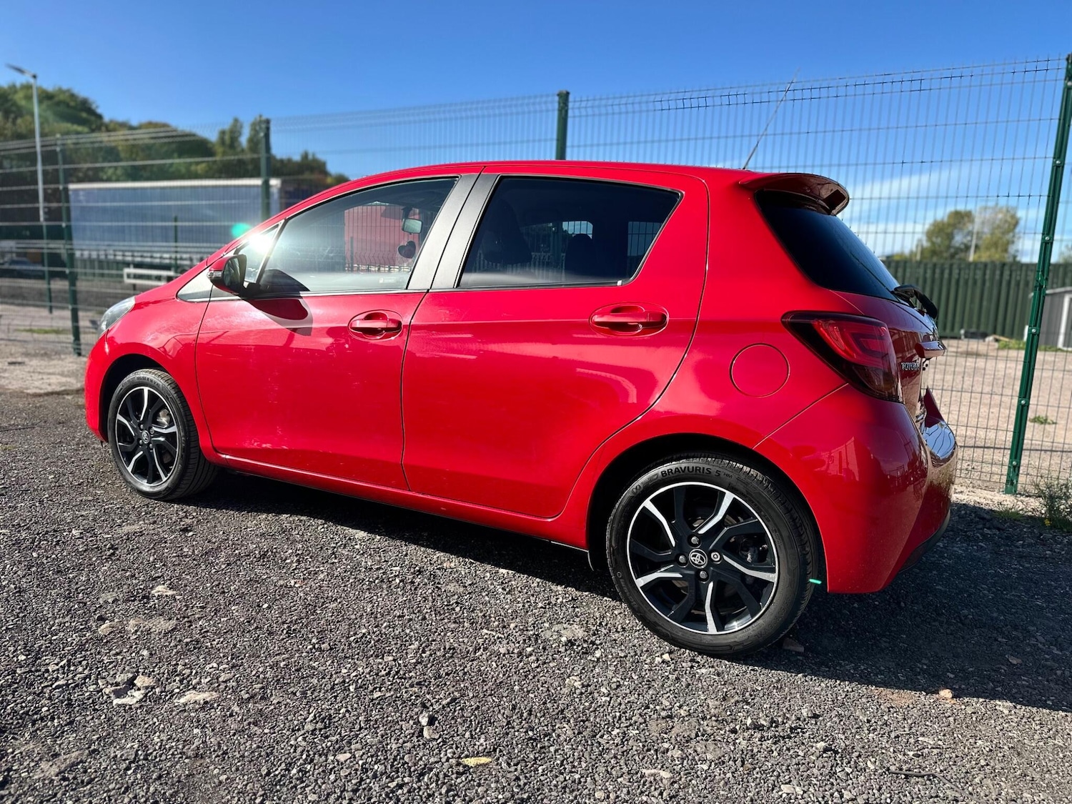 Used Toyota Yaris 2016 for sale - 76189539: Photo 20