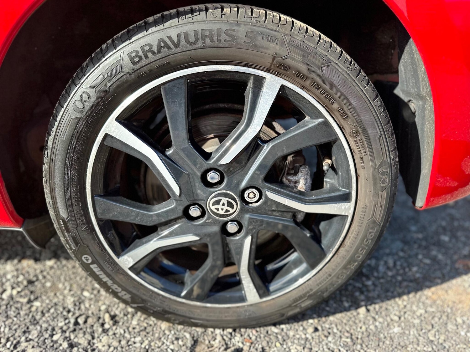 Used Toyota Yaris 2016 for sale - 76189539: Photo 31