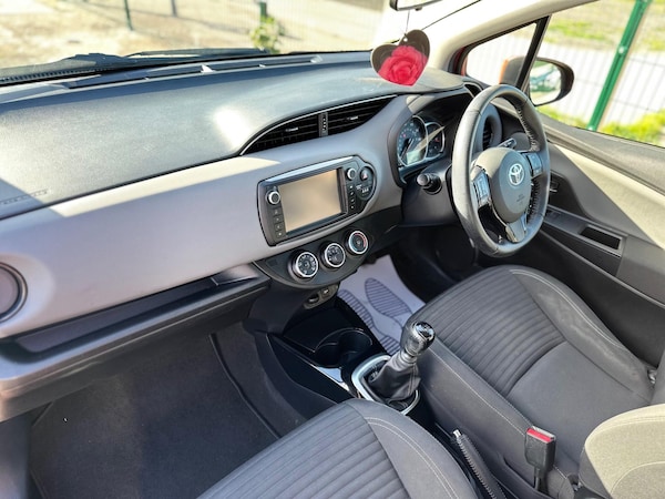 Used Toyota Yaris 2016 for sale - 76189539: Photo 36