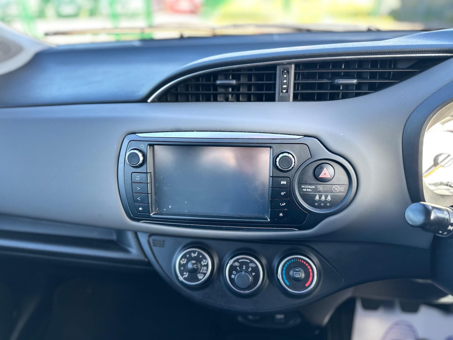 Used Toyota Yaris 2016 for sale - 76189539: Photo 51