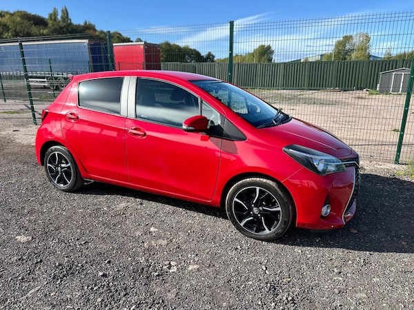 Used Toyota Yaris 2016 for sale - 76189539: Photo 5