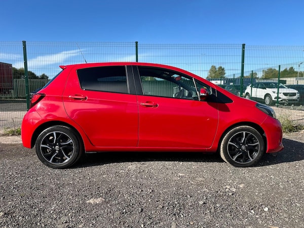 Used Toyota Yaris 2016 for sale - 76189539: Photo 8