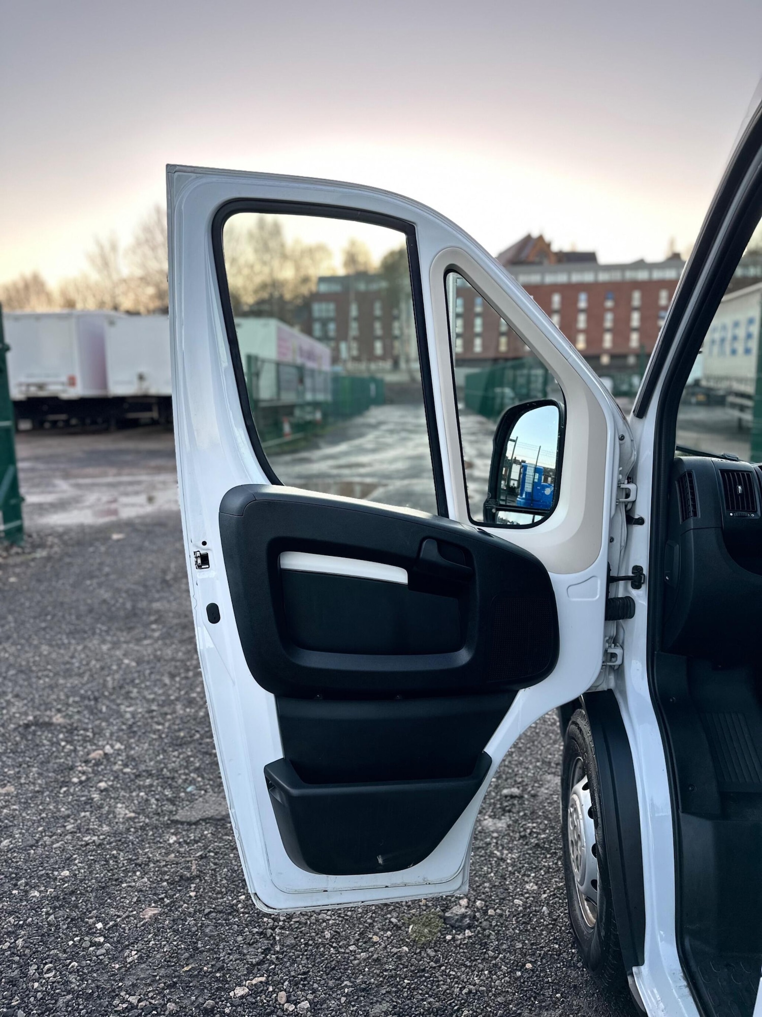 Used Citroen Relay 2023 for sale - 76742570: Photo 21