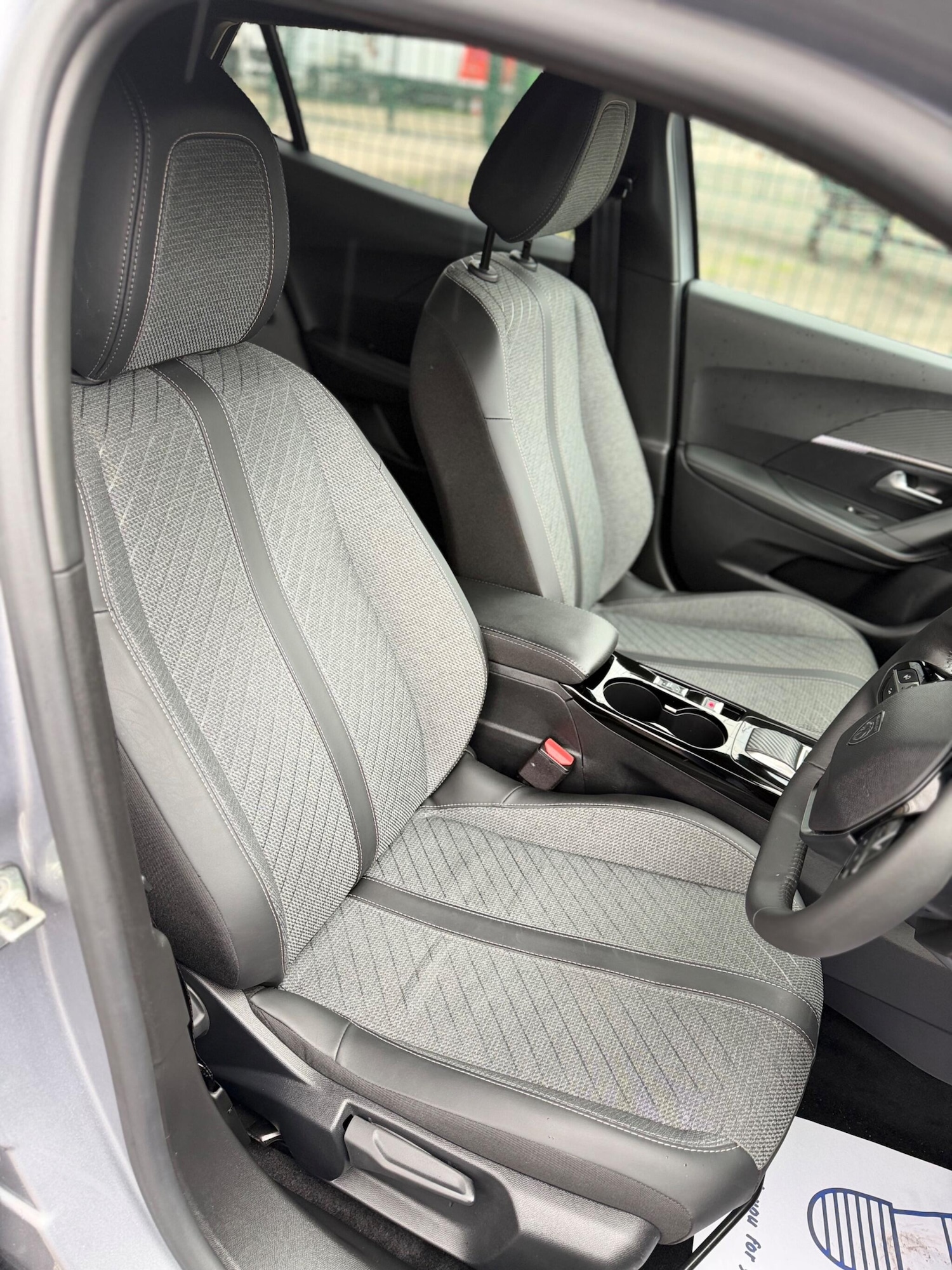 Used Peugeot 2008 2025 for sale - 78184238: Photo 44