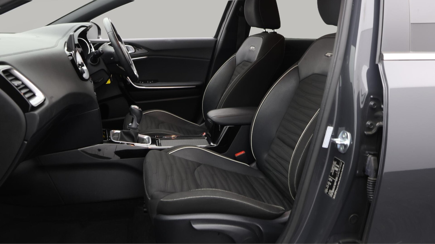 Used Kia Ceed 2024 for sale - 76644548: Photo 15