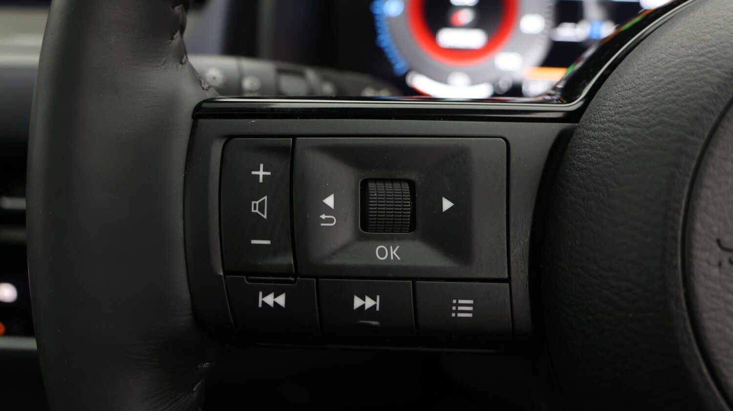 Used Nissan Qashqai for sale - 76729068: Photo 24