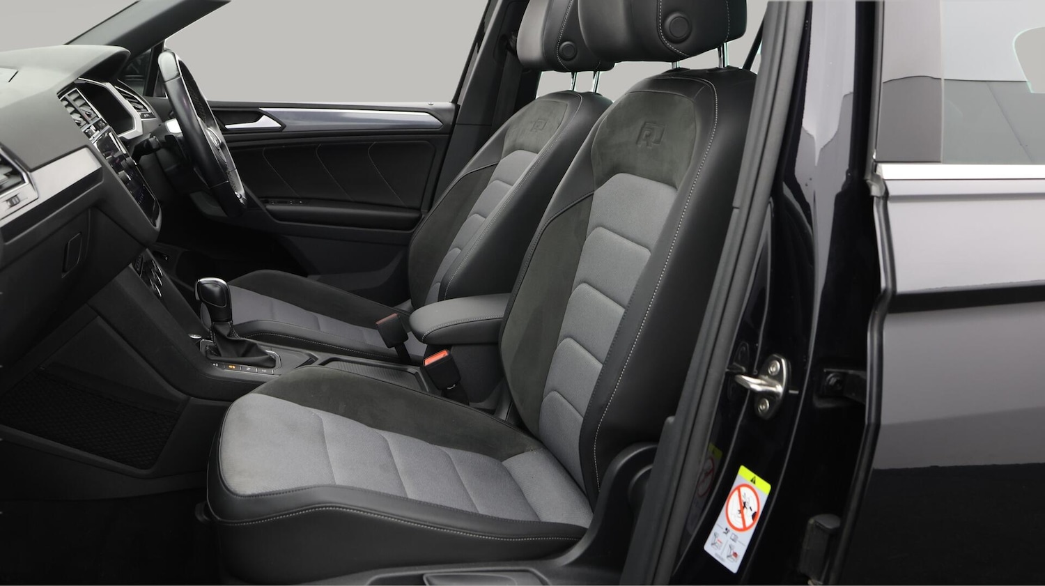 Used Volkswagen Tiguan 2020 for sale - 76666584: Photo 15