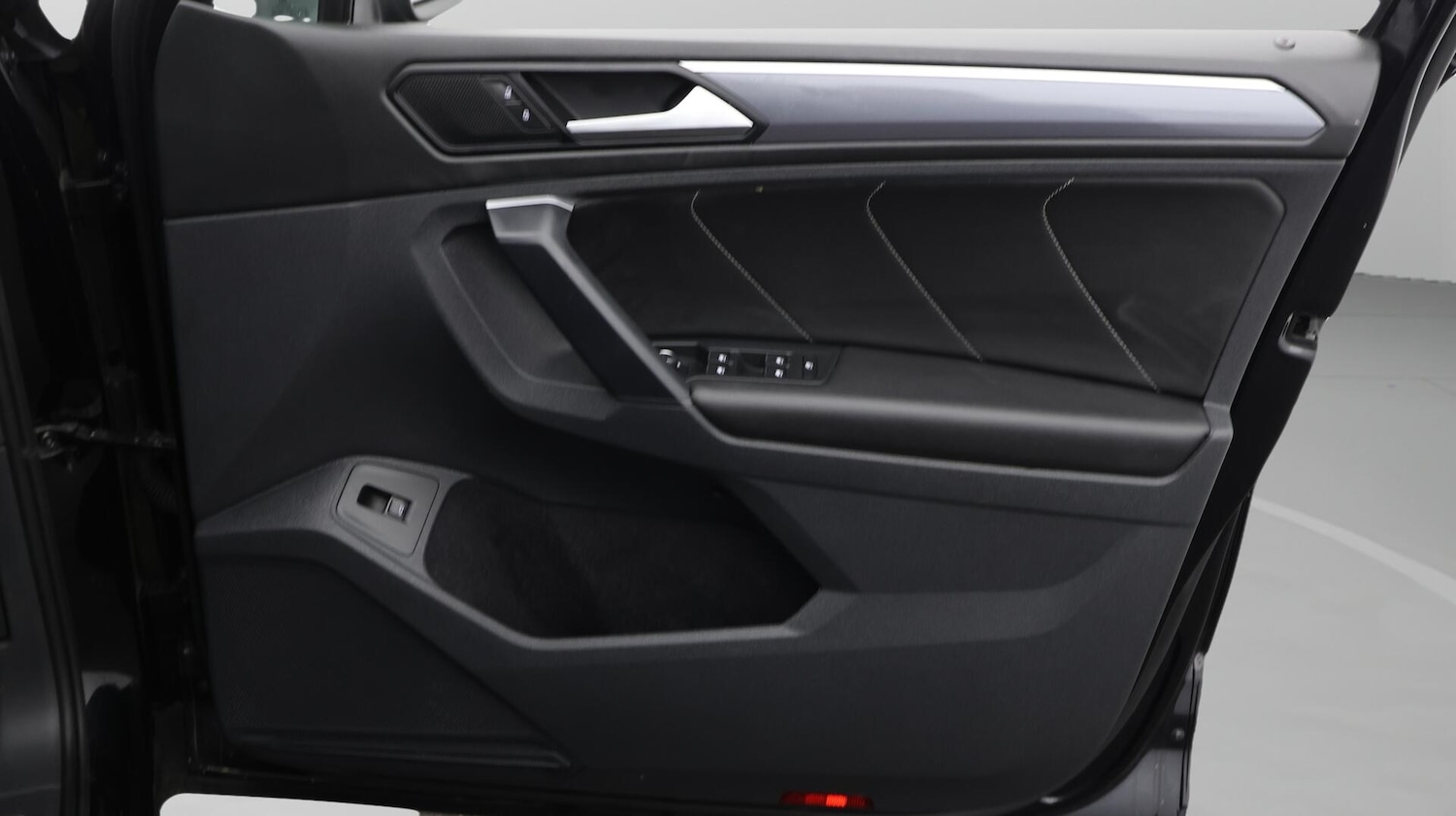 Used Volkswagen Tiguan 2020 for sale - 76666584: Photo 16