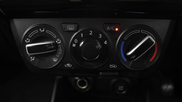 Used Suzuki Swift 2021 for sale - 76151206: Photo 13