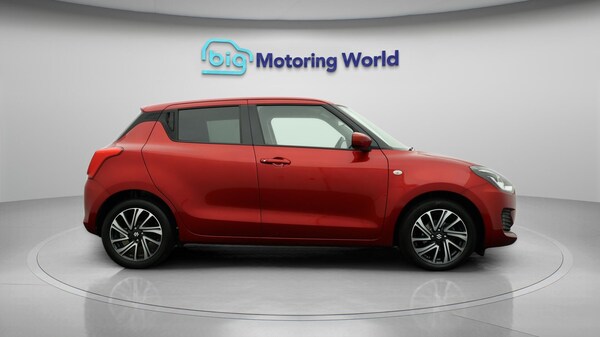 Used Suzuki Swift 2021 for sale - 76151206: Photo 9
