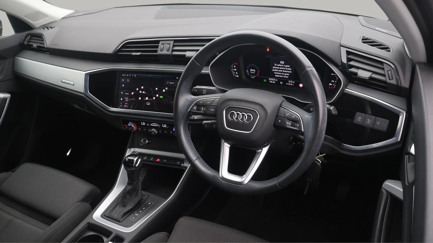 Used Audi Q3 2020 for sale - 76538394: Photo 10