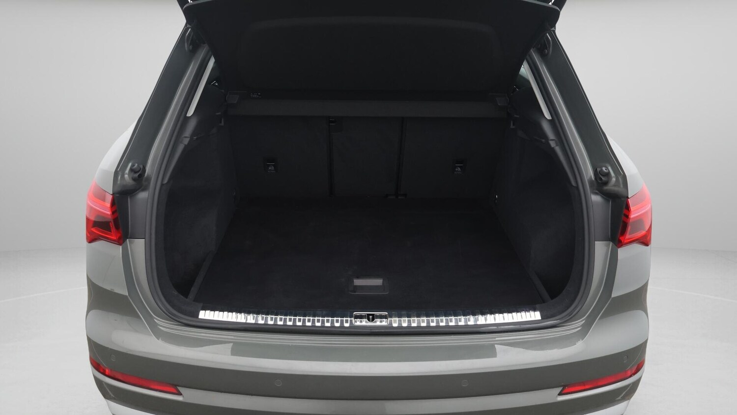 Used Audi Q3 2020 for sale - 76538394: Photo 18