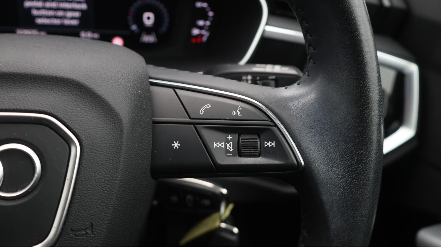 Used Audi Q3 2020 for sale - 76538394: Photo 25