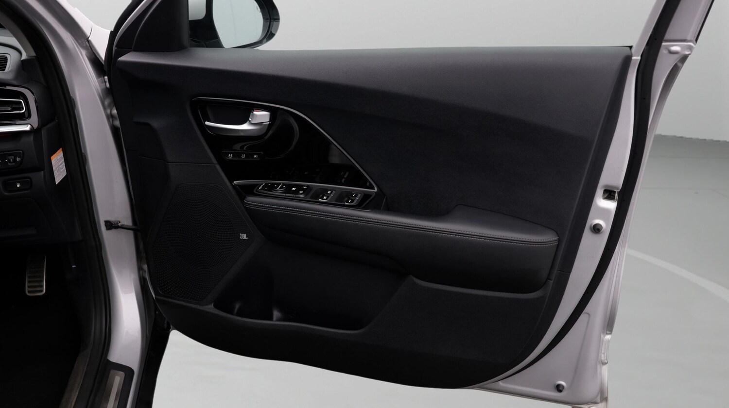 Used Kia Niro 2021 for sale - 77840984: Photo 15