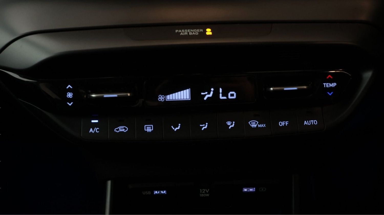 Used Hyundai BAYON 2023 for sale - 77891826: Photo 12