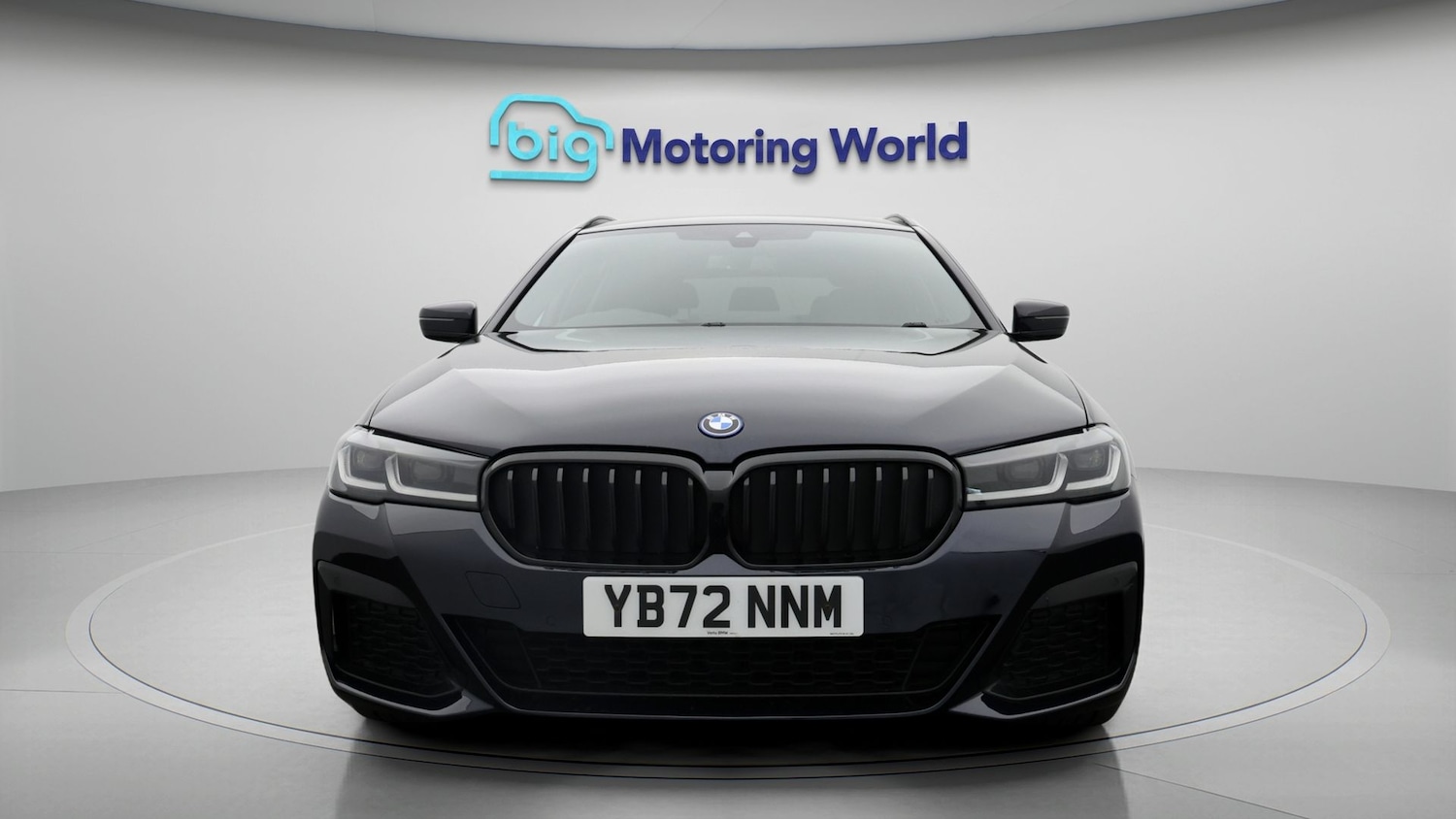 Used BMW 5 Series 2023 for sale - 77736985: Photo 2