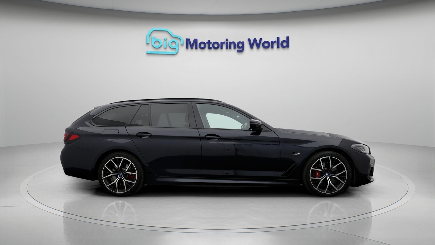 Used BMW 5 Series 2023 for sale - 77736985: Photo 8