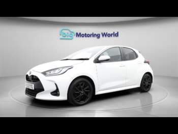 Used Toyota Yaris 2022 for sale - 74850631: Photo