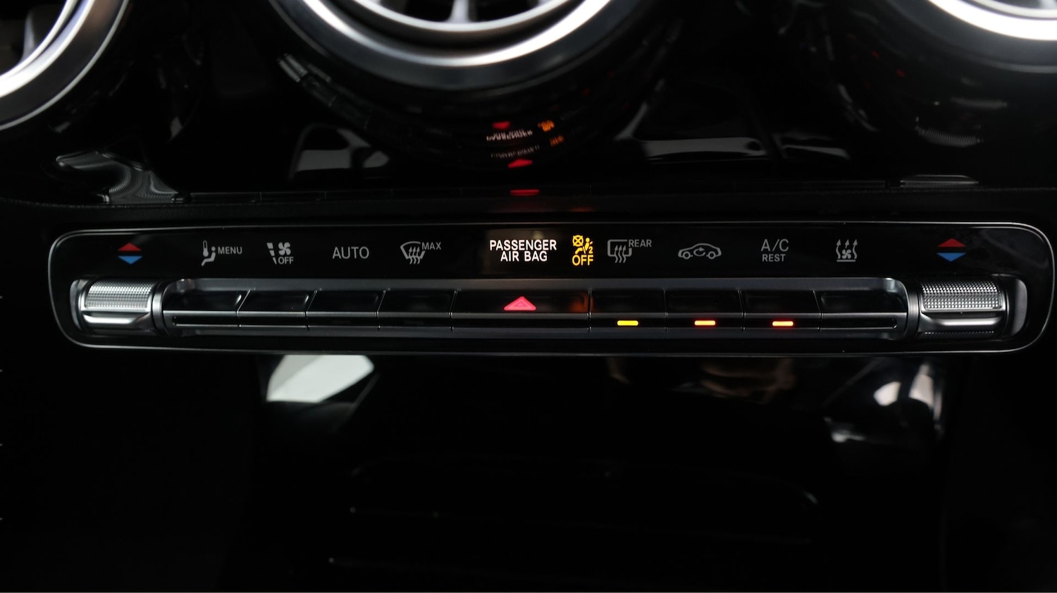 Used Mercedes-Benz CLA 2023 for sale - 78183127: Photo 12