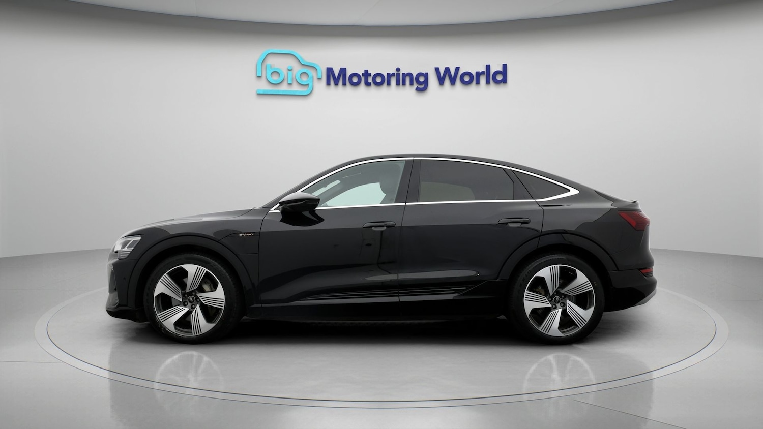 Used Audi e-tron 2022 for sale - 77624800: Photo 4