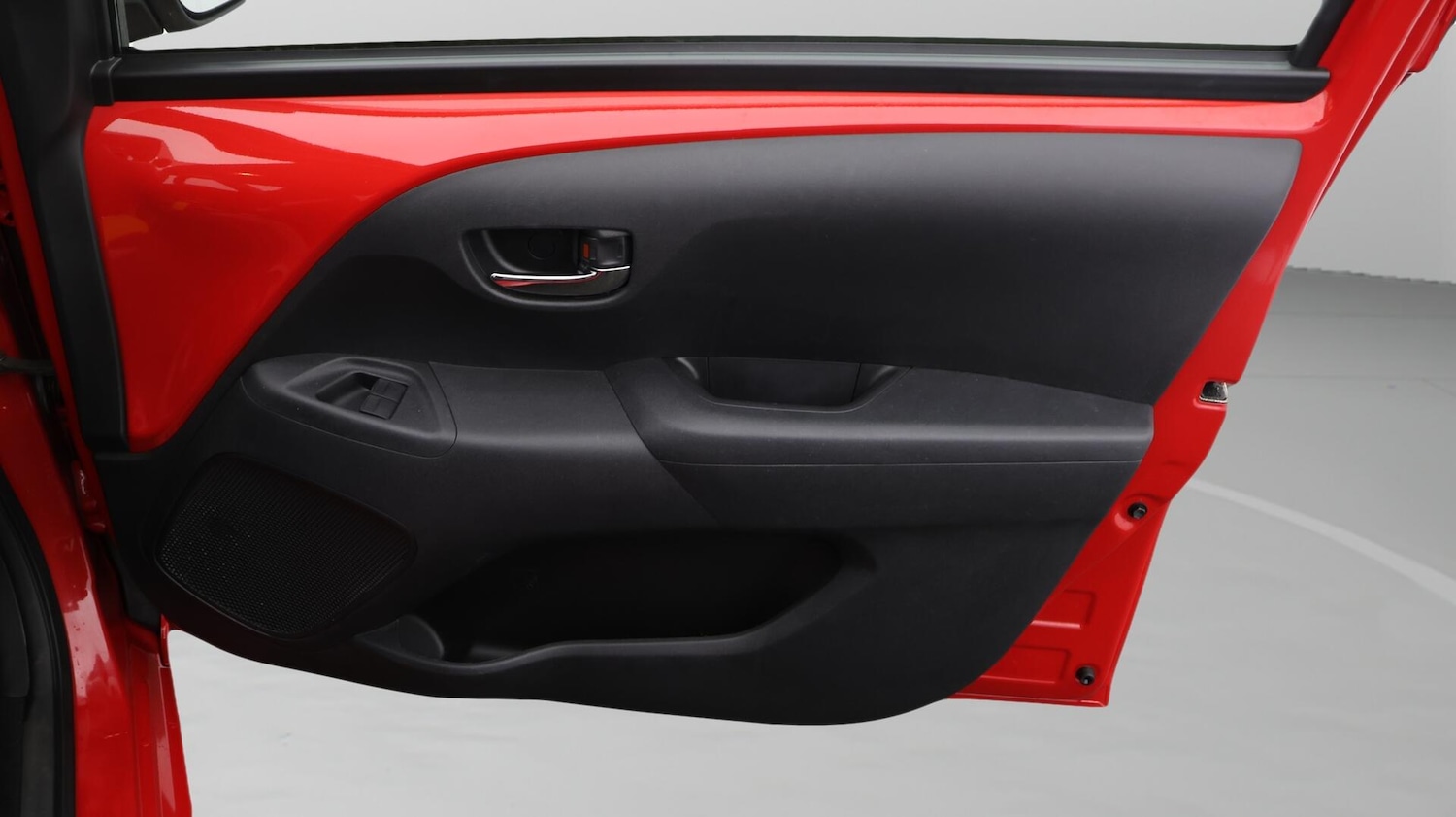 Used Toyota AYGO 2018 for sale - 76742461: Photo 16