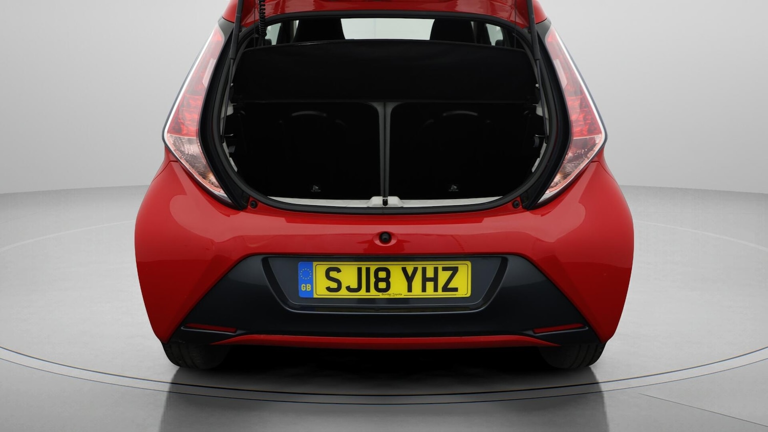 Used Toyota AYGO 2018 for sale - 76742461: Photo 18