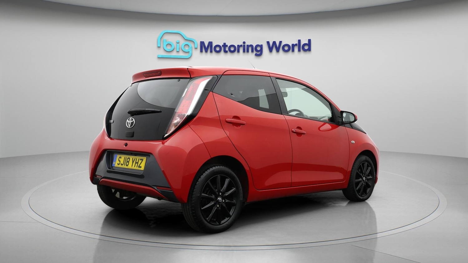 Used Toyota AYGO 2018 for sale - 76742461: Photo 8
