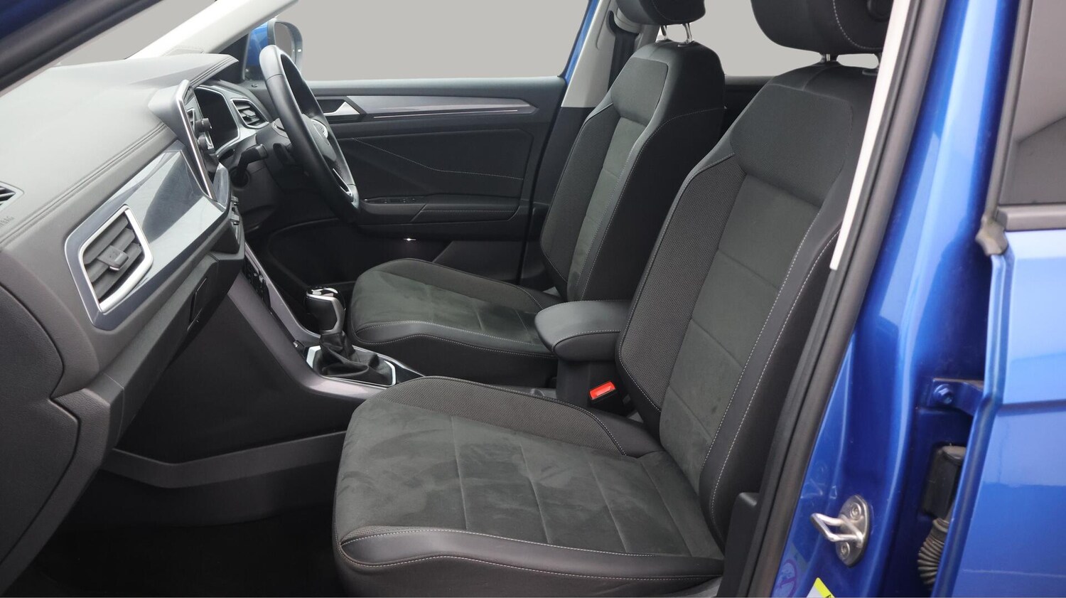 Used Volkswagen T-Roc 2022 for sale - 76283001: Photo 15