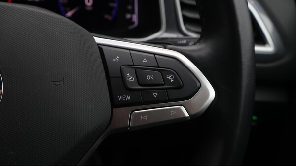 Used Volkswagen T-Roc 2022 for sale - 76283001: Photo 24
