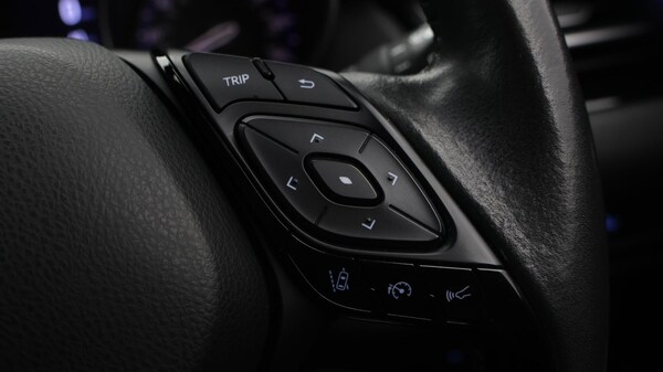 Used Toyota C-HR for sale - 76315177: Photo 25