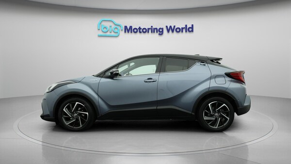 Used Toyota C-HR for sale - 76315177: Photo 5