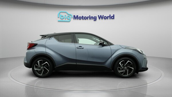 Used Toyota C-HR for sale - 76315177: Photo 9