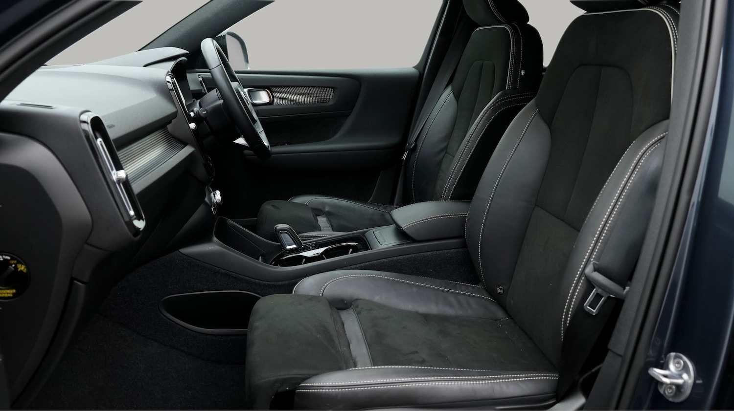 Used Volvo XC40 2021 for sale - 77459593: Photo 13