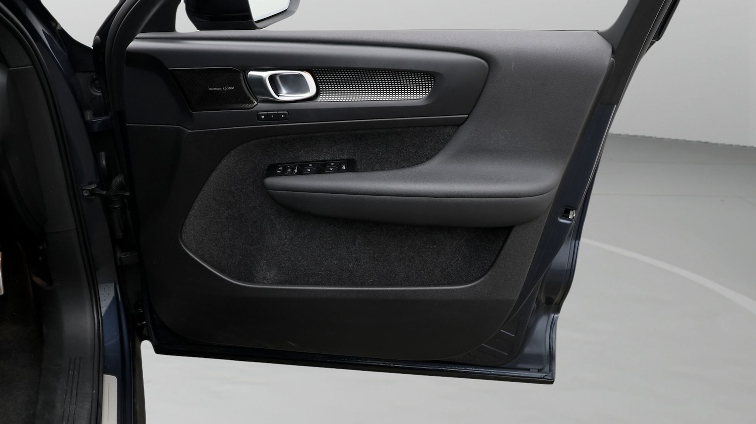 Used Volvo XC40 2021 for sale - 77459593: Photo 14