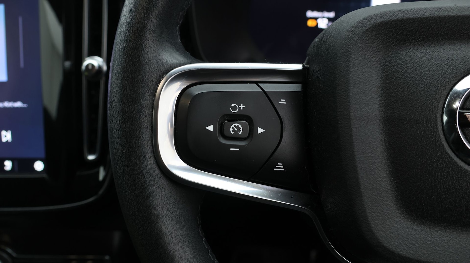 Used Volvo XC40 2021 for sale - 77459593: Photo 22