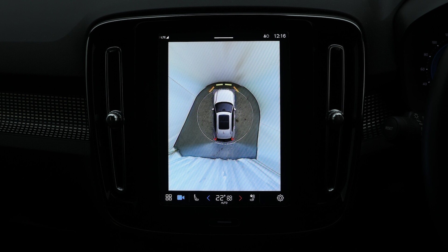 Used Volvo XC40 2021 for sale - 77459593: Photo 24