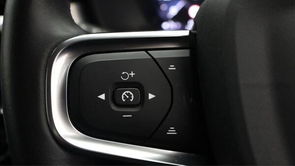 Used Volvo XC40 2021 for sale - 76240012: Photo 24