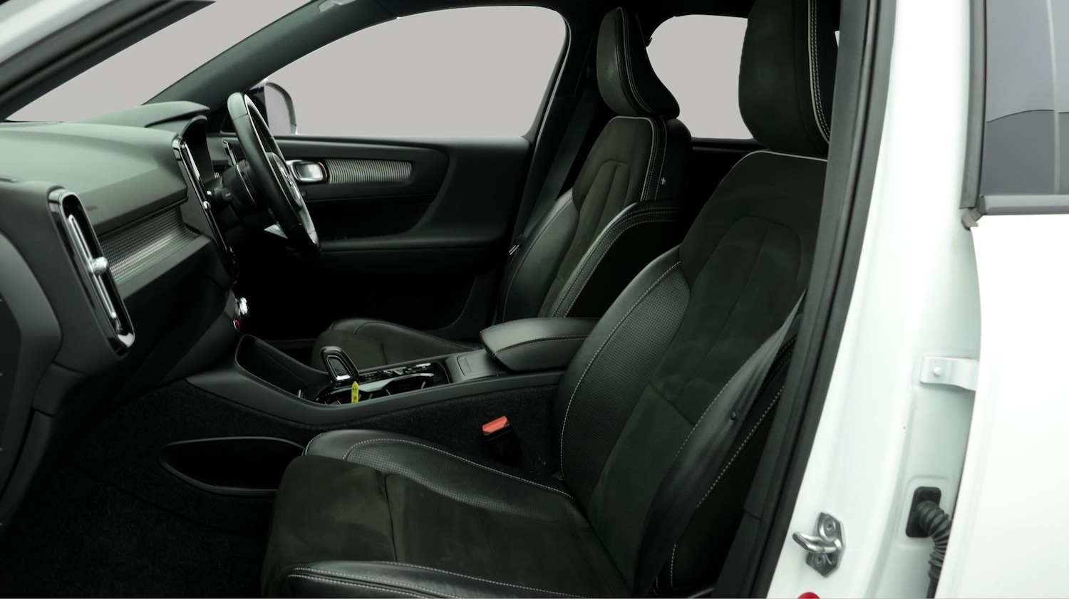 Used Volvo XC40 2018 for sale - 78040144: Photo 14