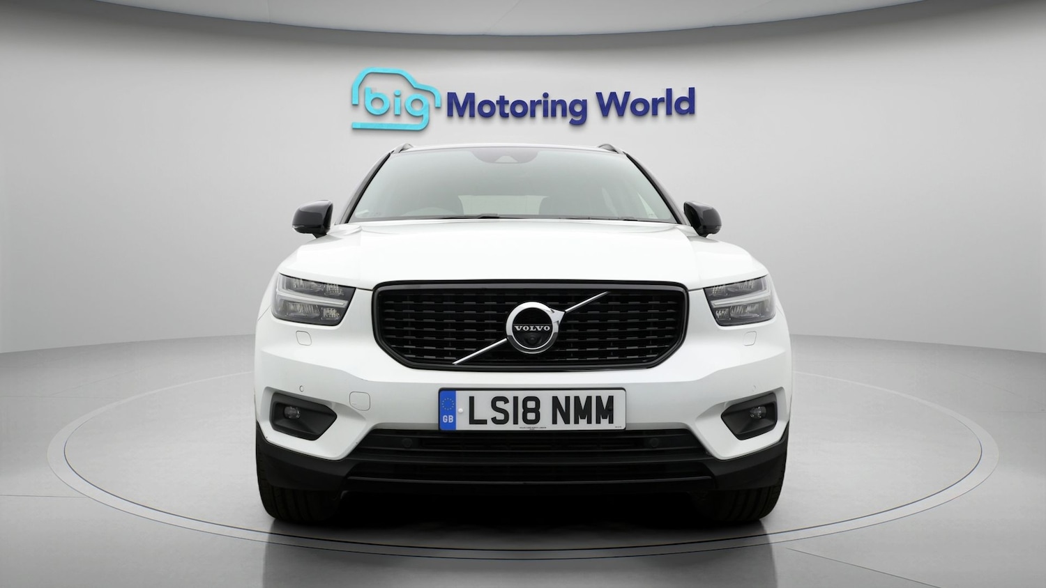 Used Volvo XC40 2018 for sale - 78040144: Photo 2